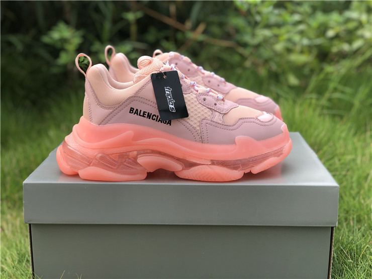 balenciaga peach triple s