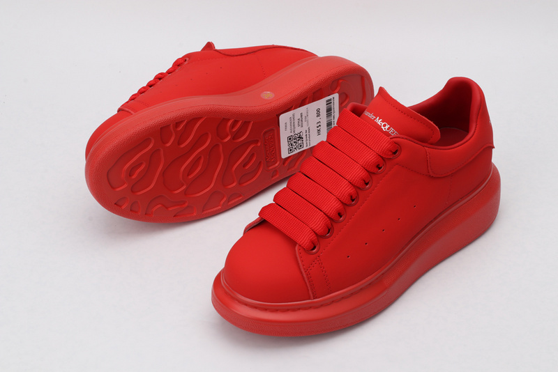 alexander mcqueen triple red