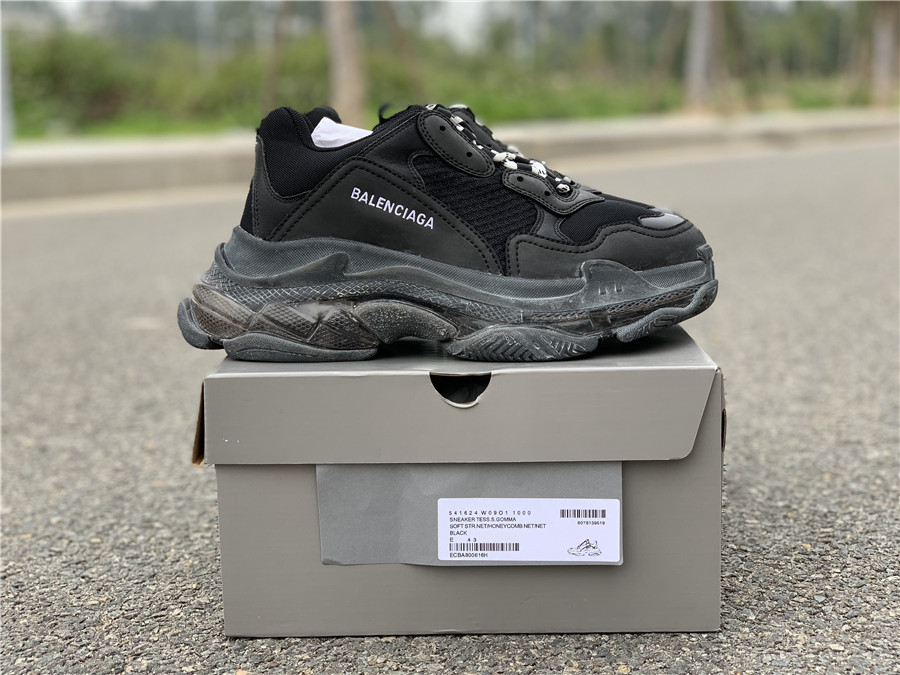 balenciaga triple s clear sole black