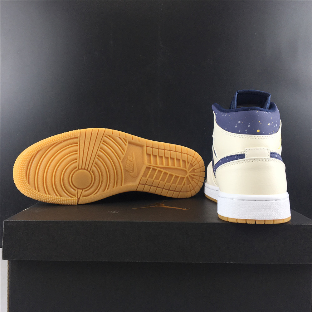 Air Jordan 1 Mid 'Jeter' AH6342-104 - KICKS CREW