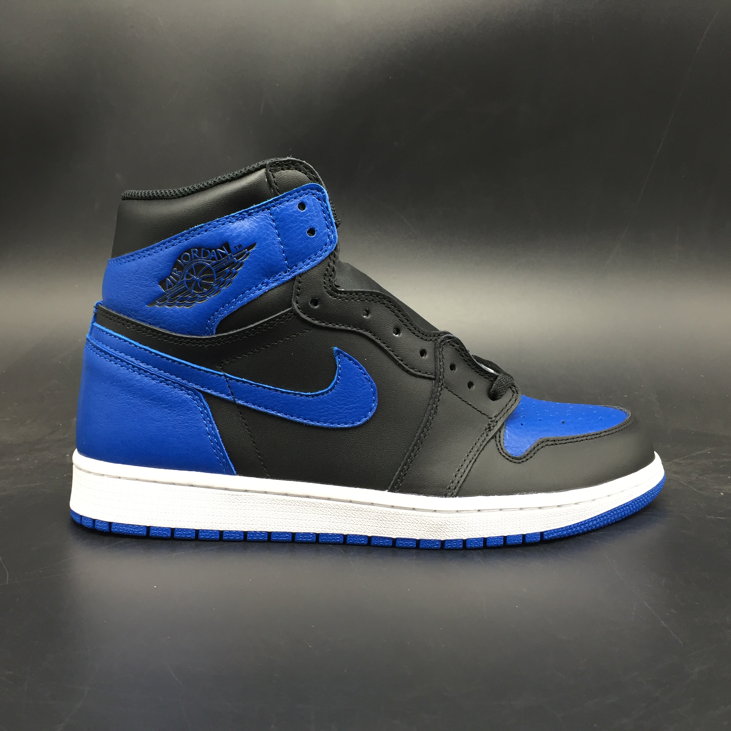 Air Jordan 1 Retro High OG Royal (2017) - 555088-077, Perfect Kicks ...