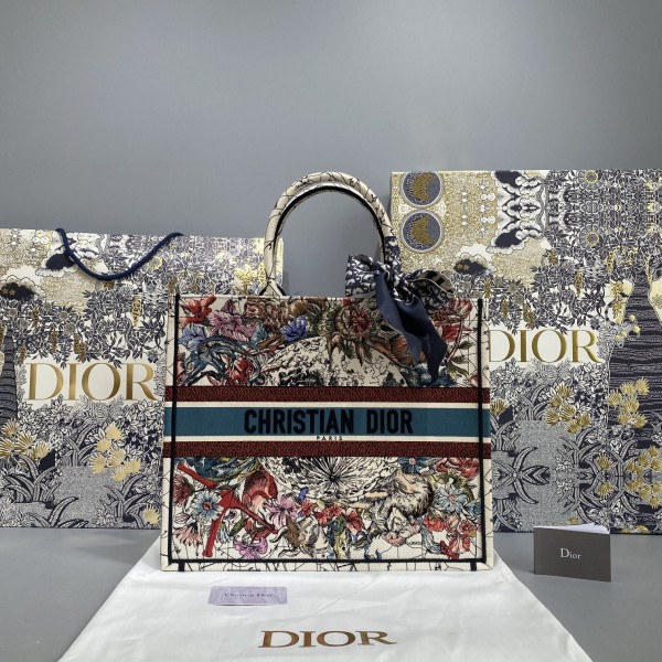 Dior Book Tote Latte Multicolor Dior Constellation Embroidery 